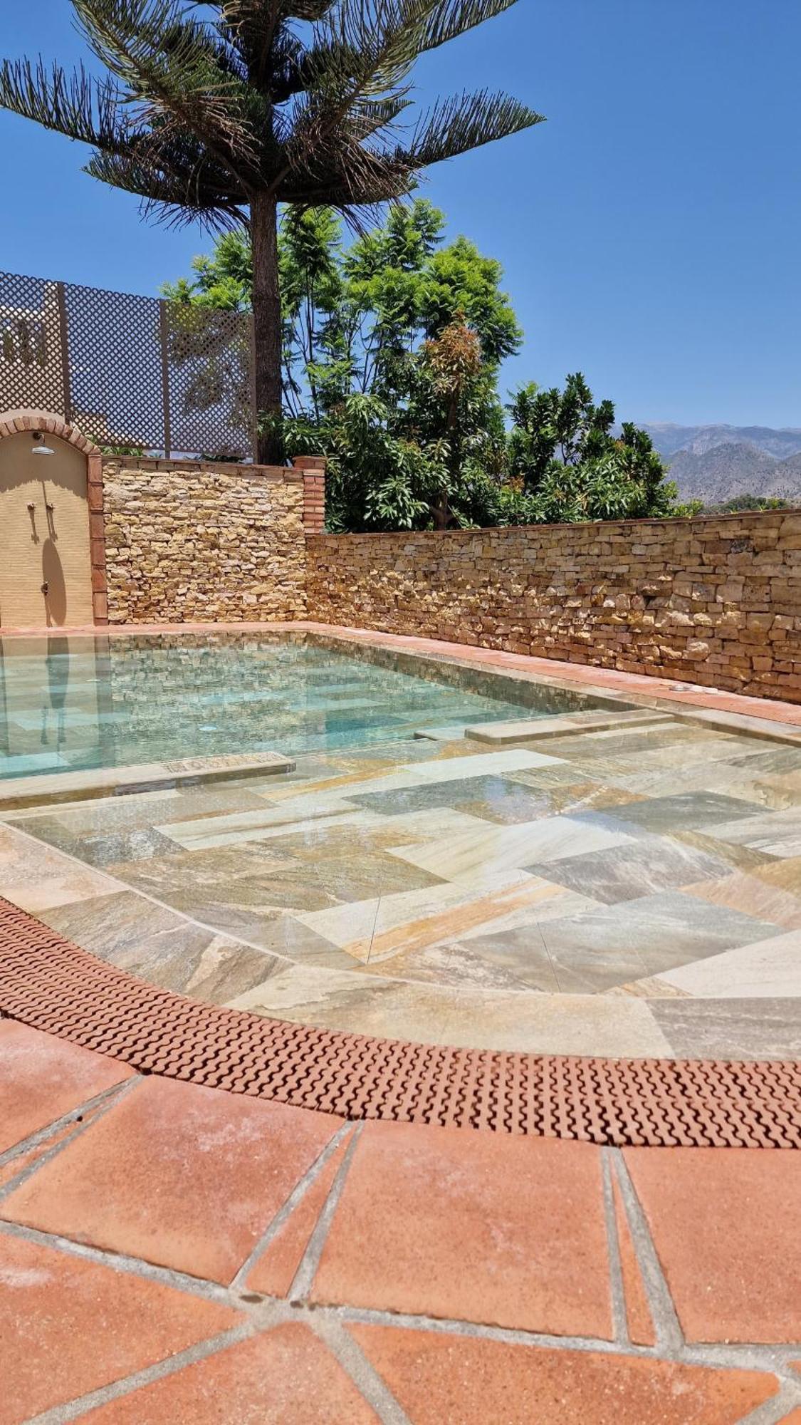 Villa Deluxe Nerja Silhouse Eksteriør bilde