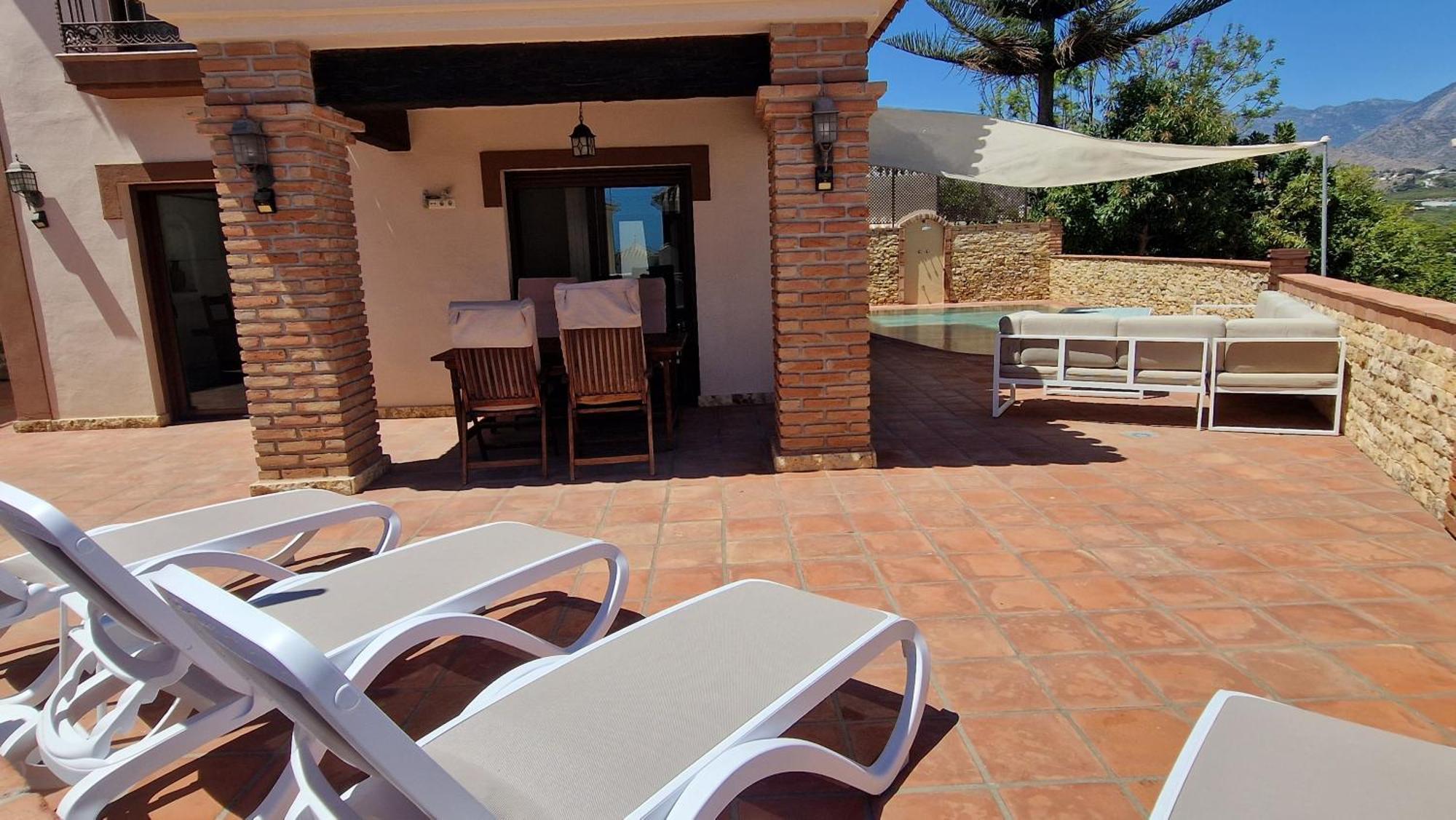 Villa Deluxe Nerja Silhouse Eksteriør bilde