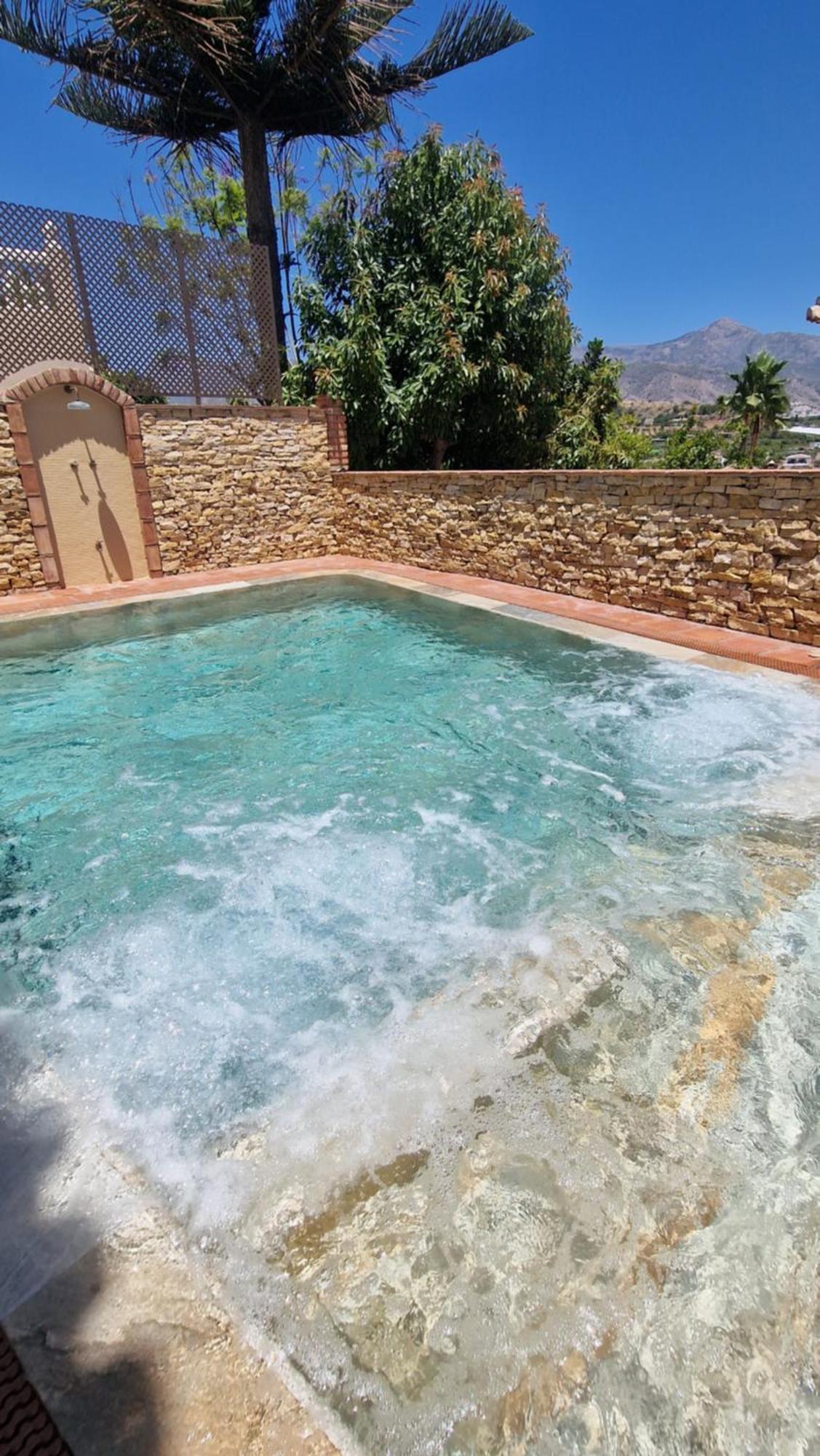 Villa Deluxe Nerja Silhouse Eksteriør bilde